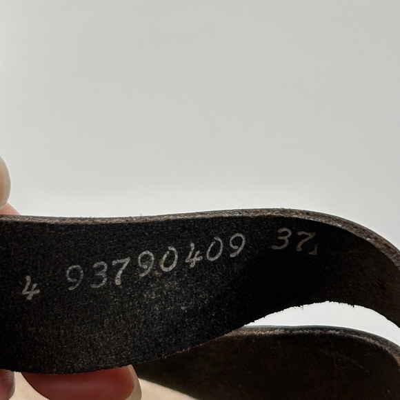 Mephisto Women’s Gold Tan Sandals with Adjustable Buckles - Picture 13 of 13